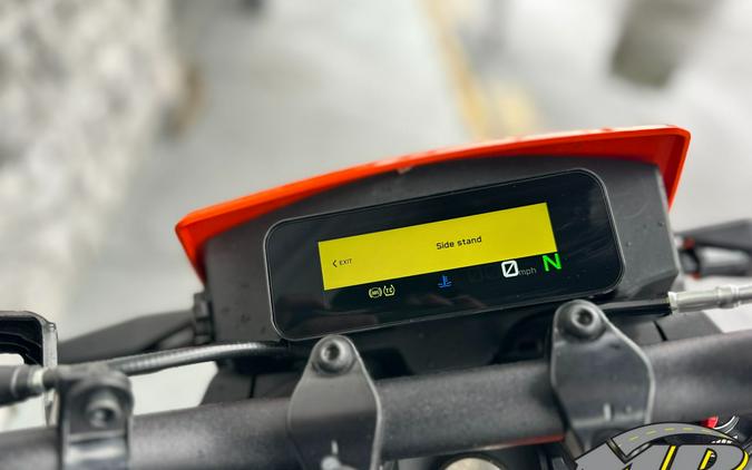 2025 KTM 390 Enduro R