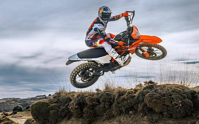 2025 KTM 390 Enduro R
