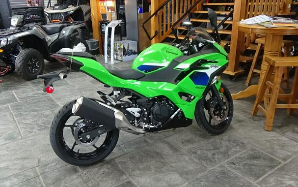 2026 Kawasaki Ninja® 500