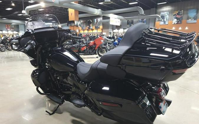 2026 Harley-Davidson® FLHXL - Street Glide® Limited