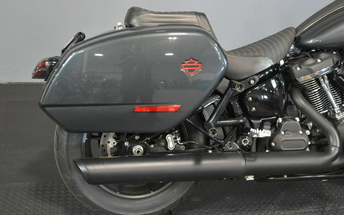 2025 Harley-Davidson Low Rider ST Iron Horse Metallic - Black Finish