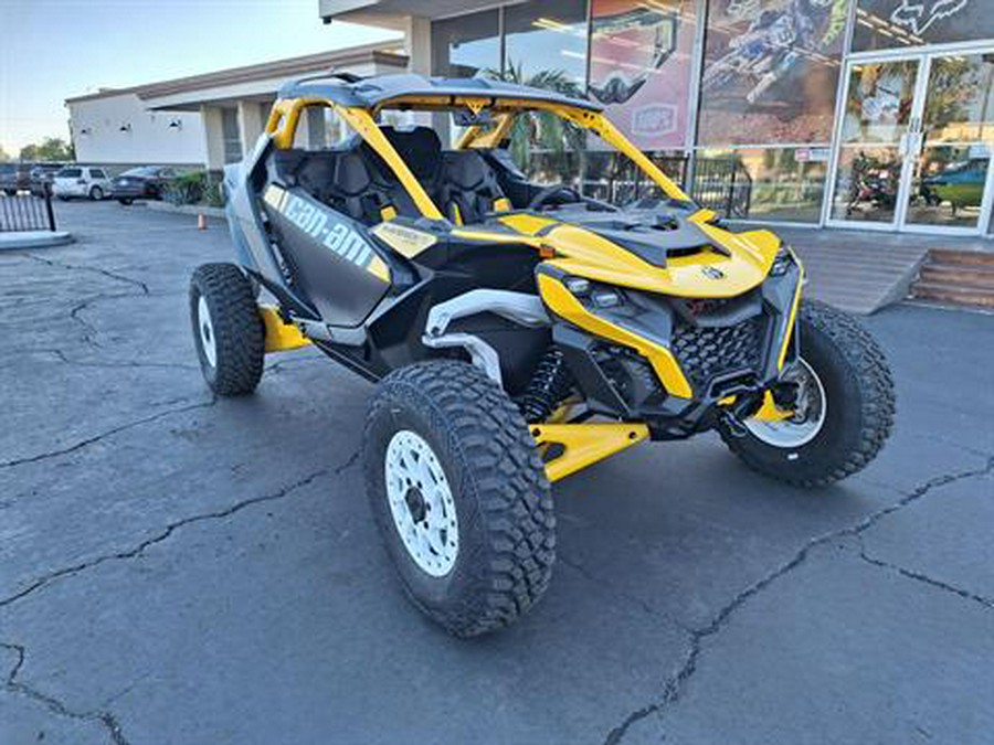 2024 Can-Am Maverick R X RS with Smart-Shox 999T DCT