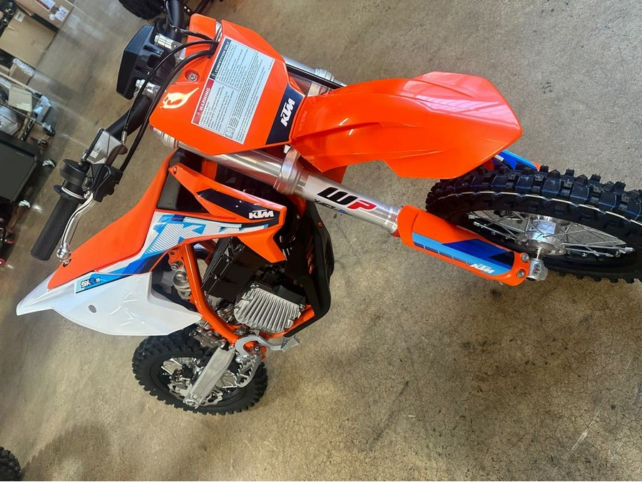 2024 KTM SX-E 3