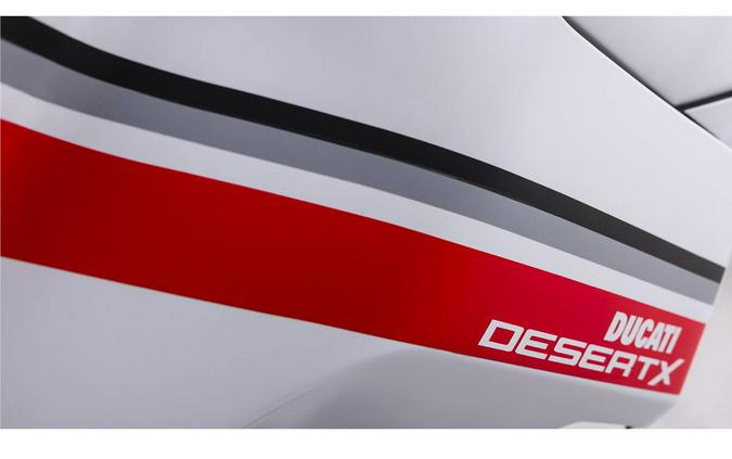 2023 Ducati Desert X - Demo