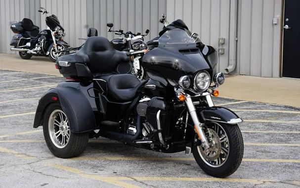 2020 Harley-Davidson Trike FLHTCUTG - Tri Glide Ultra