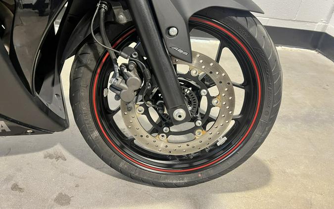 2017 Yamaha YZF-R3 Matte Black
