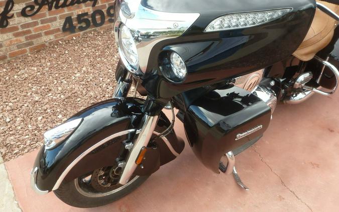 2016 Indian Motorcycle® Roadmaster® Thunder Black