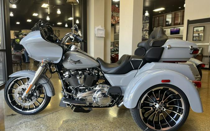 2024 Harley-Davidson Road Glide 3 BILLIARD GRAY W/ PINSTRIPE