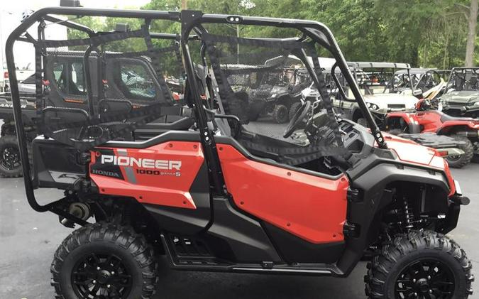 2024 Honda® Pioneer 1000-5 Deluxe