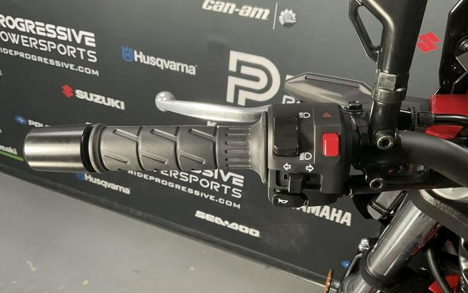 2025 Kawasaki Z500 SE ABS