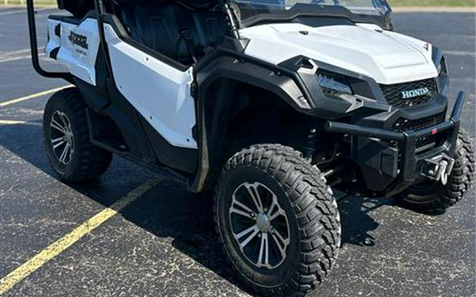 2016 Honda Pioneer 1000-5 Deluxe