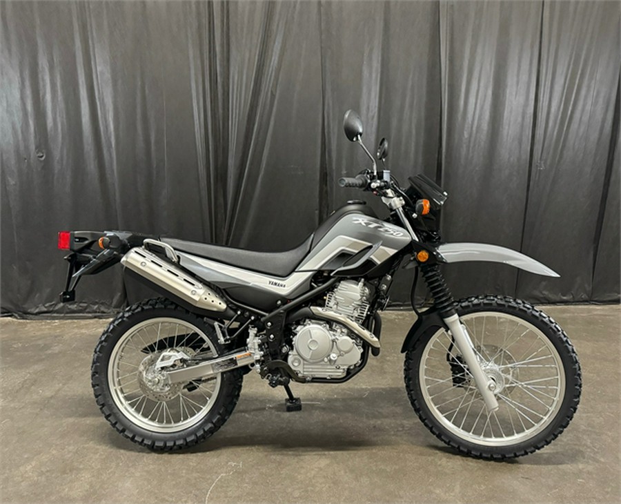 2025 Yamaha XT250