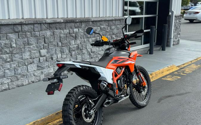 2025 KTM 390 Enduro R