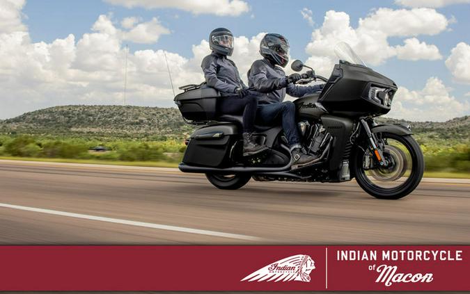 2025 Indian Motorcycle® Pursuit® Dark Horse® Black Smoke