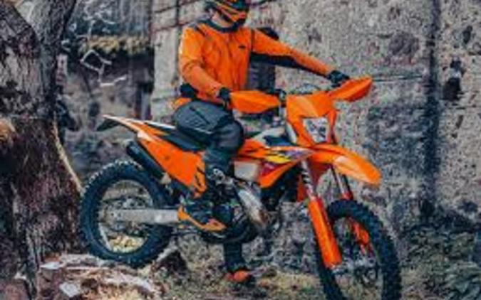 2026 KTM XC 150 W