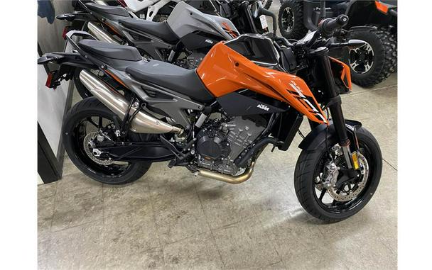 2023 KTM 790 Duke First Look [7 Fast Facts]