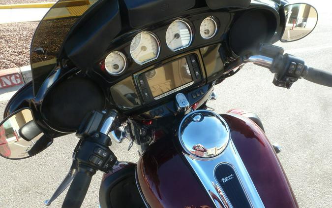 2014 Harley-Davidson® FLHXS - Street Glide® Special