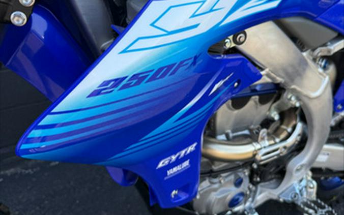 2027 Yamaha YZ250FX