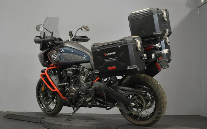 2025 Harley-Davidson CVO Pan America Carbon Blue