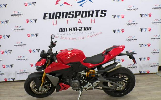 Used 2025 Ducati STREETFIGHTER V2S