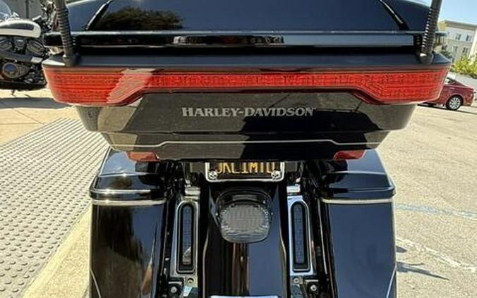 2015 Harley-Davidson® Ultra Limited Low