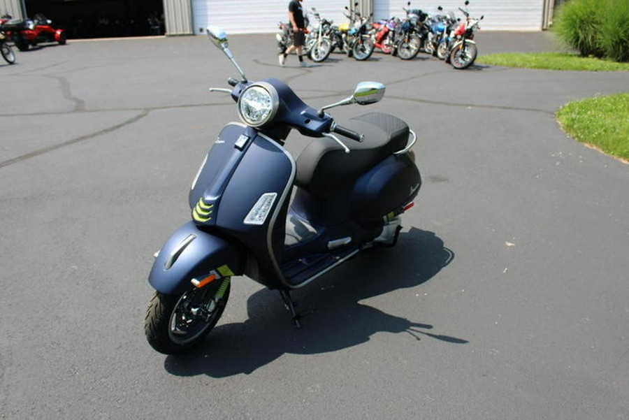 2023 Vespa GTS Super 300 Tech