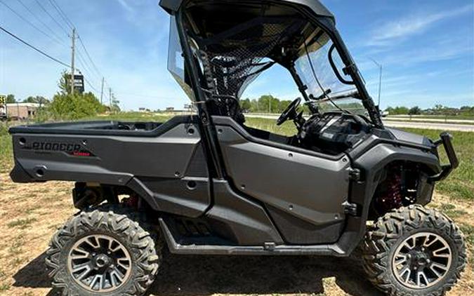 2017 Honda Pioneer 1000 LE