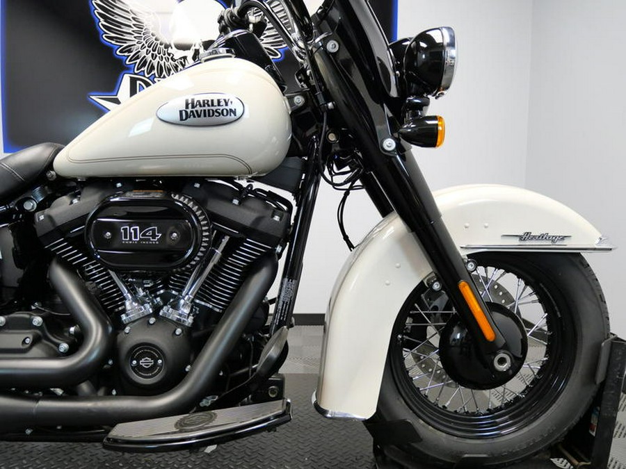 2022 Harley-Davidson® FLHCS - Heritage Classic 114