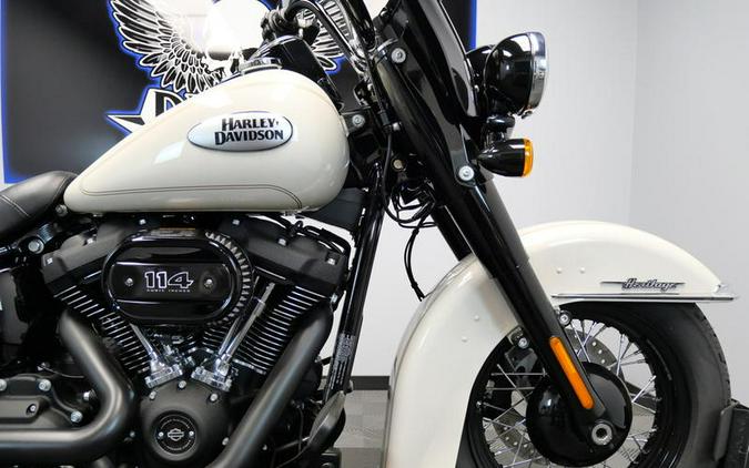 2022 Harley-Davidson® FLHCS - Heritage Classic 114