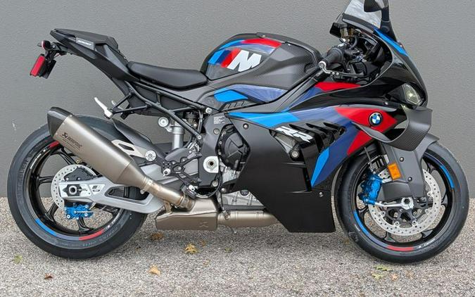 New 2026 BMW M 1000 RR