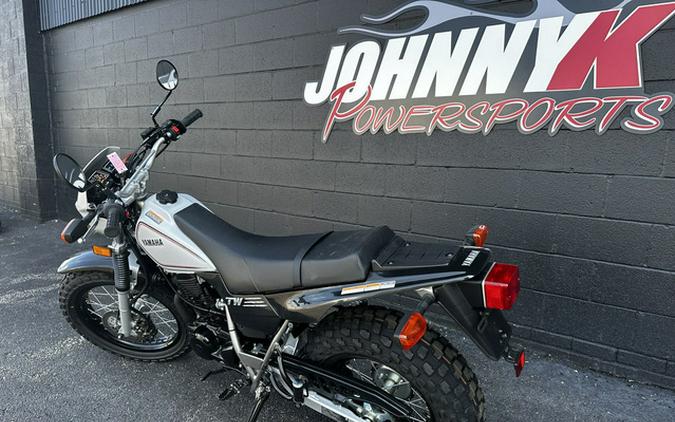 2027 Yamaha TW200