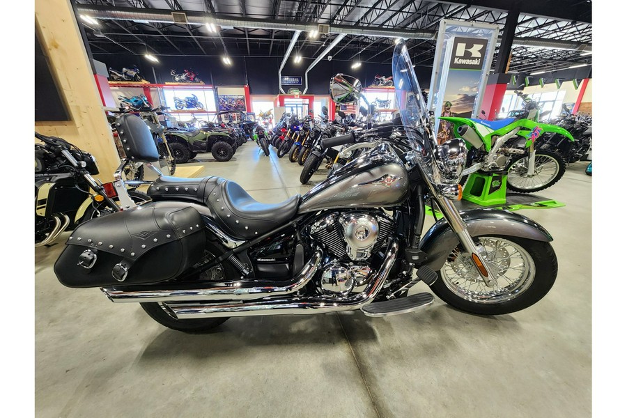 2024 Kawasaki VULCAN 900 CLASSIC LT