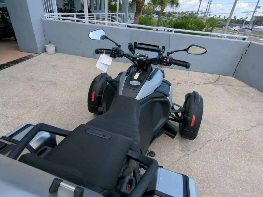 2025 Can-Am Canyon XT