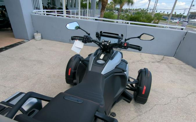 2025 Can-Am Canyon XT