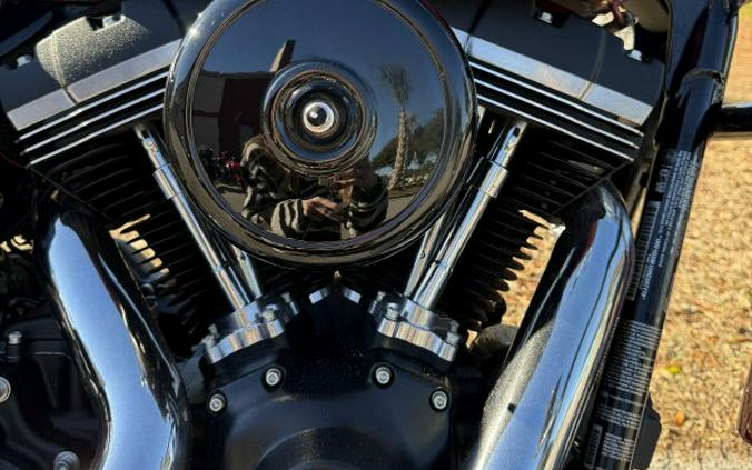 2017 Harley-Davidson® FXDBP Street Bob®