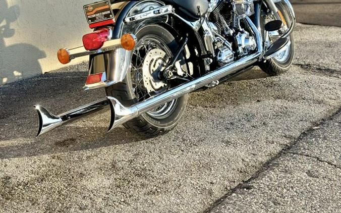 2013 Harley-Davidson® Heritage Softail® Classic FLSTC