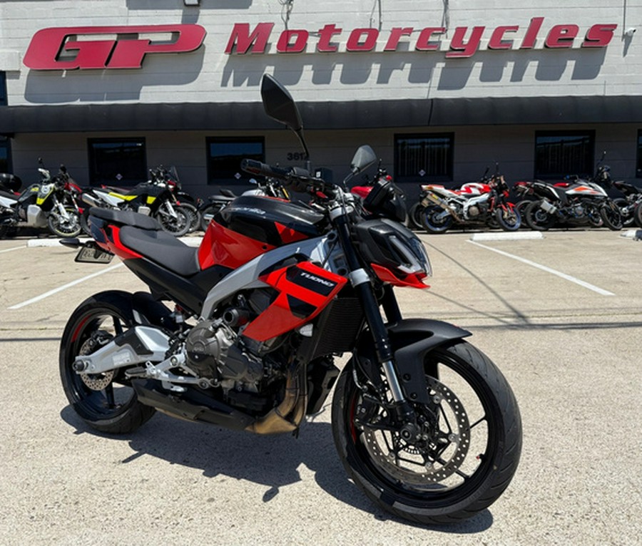 2026 Aprilia Tuono 457