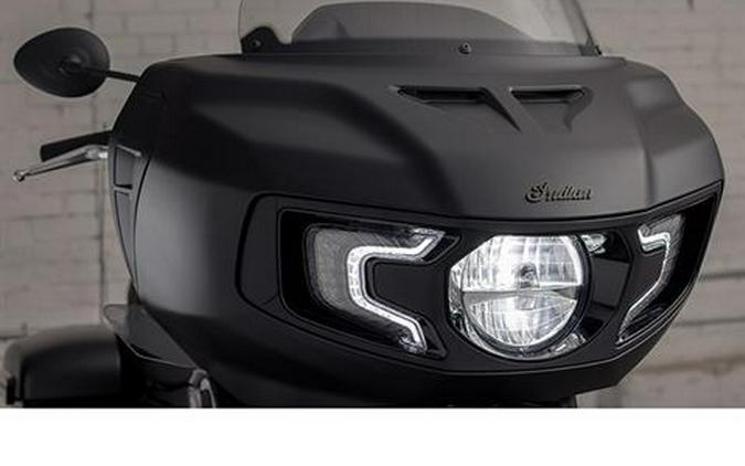 2023 Indian Motorcycle Challenger® Dark Horse® Icon
