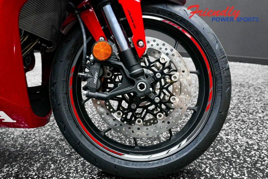 2026 HONDA CBR650R E-CLUTCH
