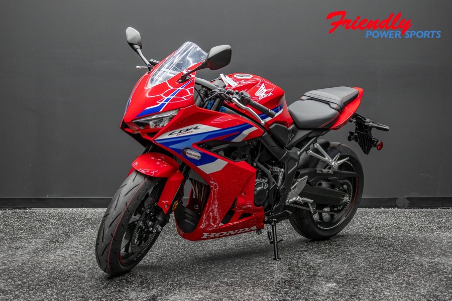 2026 HONDA CBR650R E-CLUTCH