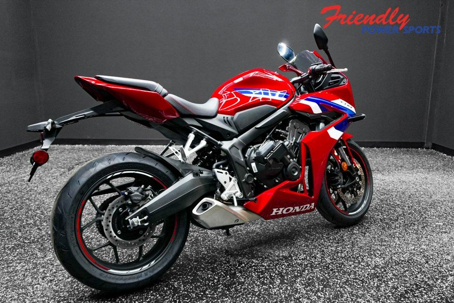 2026 HONDA CBR650R E-CLUTCH
