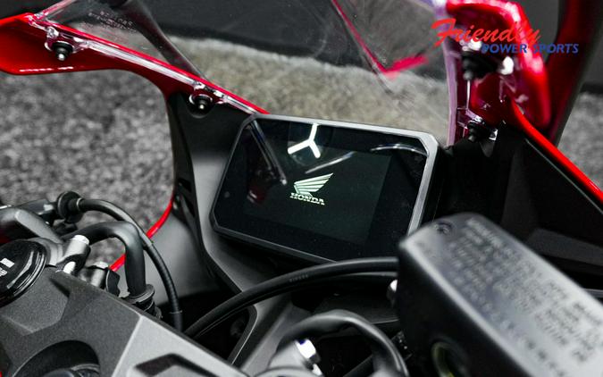 2026 HONDA CBR650R E-CLUTCH