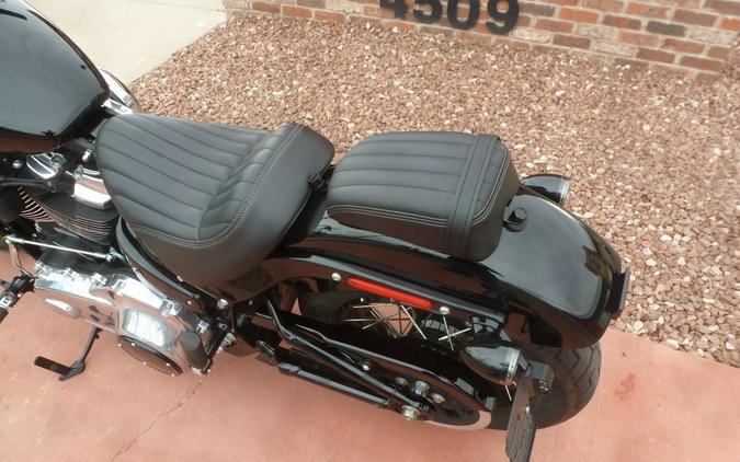 2025 Harley-Davidson® FXBB - Street Bob®