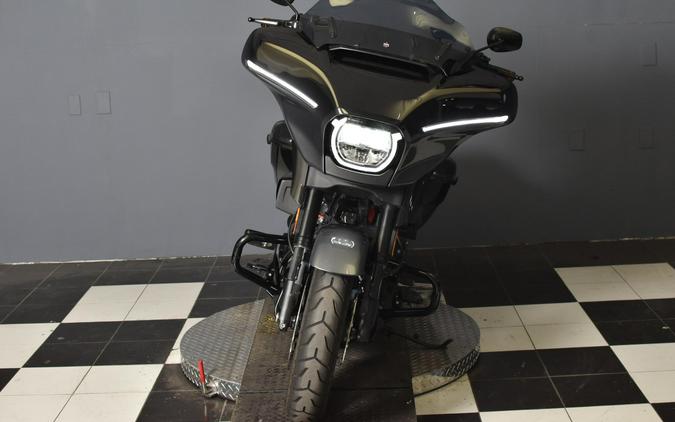 2025 Harley-Davidson CVO Street Glide FLHXSE