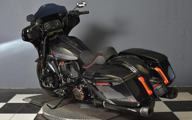 2025 Harley-Davidson CVO Street Glide FLHXSE