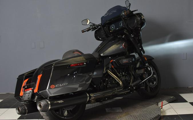 2025 Harley-Davidson CVO Street Glide FLHXSE