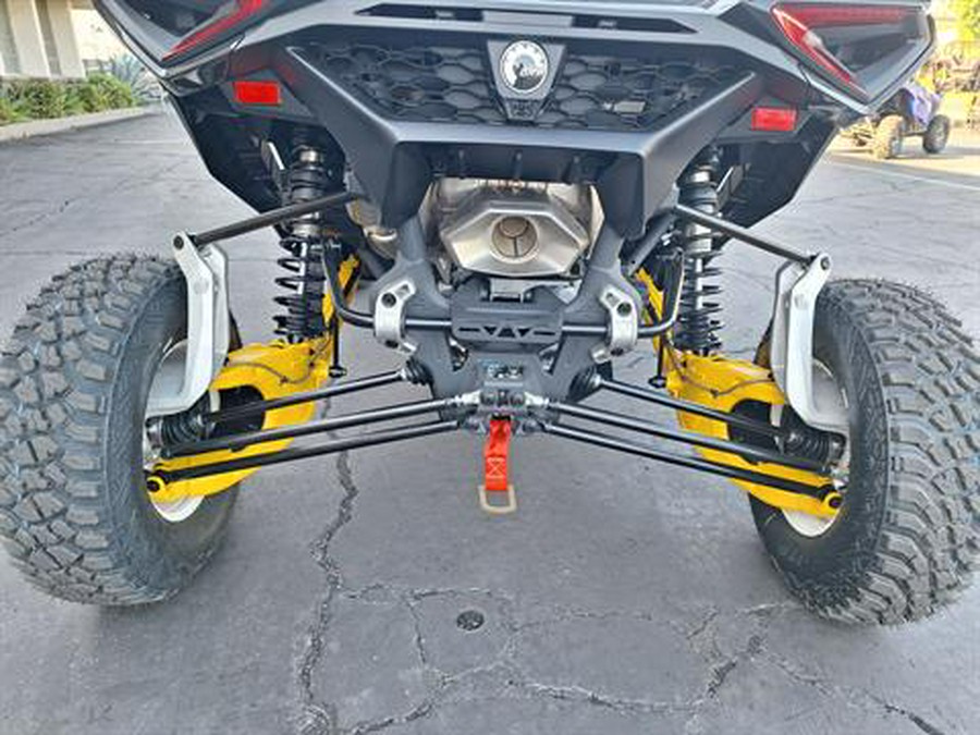 2024 Can-Am Maverick R X RS with Smart-Shox 999T DCT