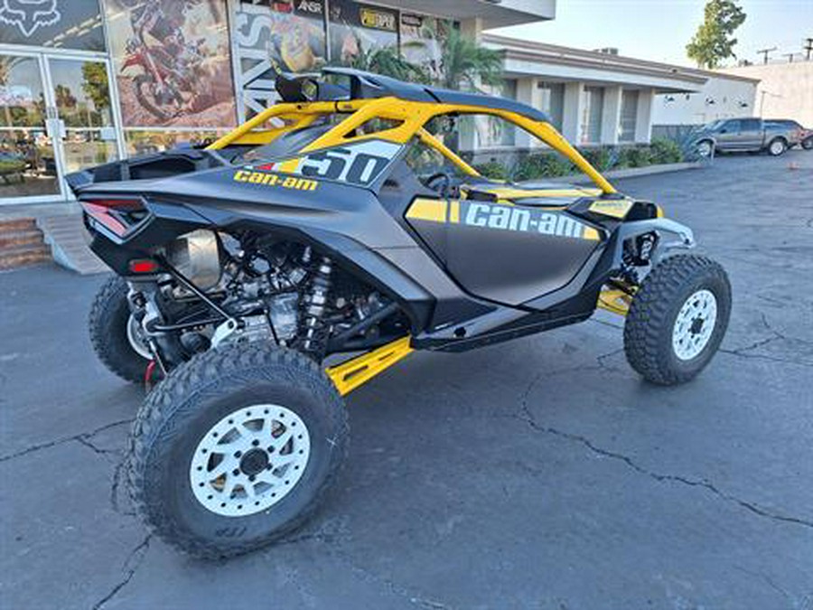 2024 Can-Am Maverick R X RS with Smart-Shox 999T DCT