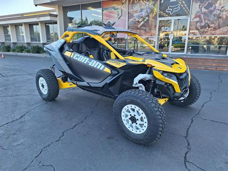 2024 Can-Am Maverick R X RS with Smart-Shox 999T DCT