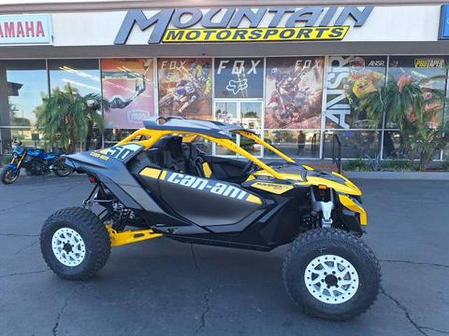 2024 Can-Am Maverick R X RS with Smart-Shox 999T DCT